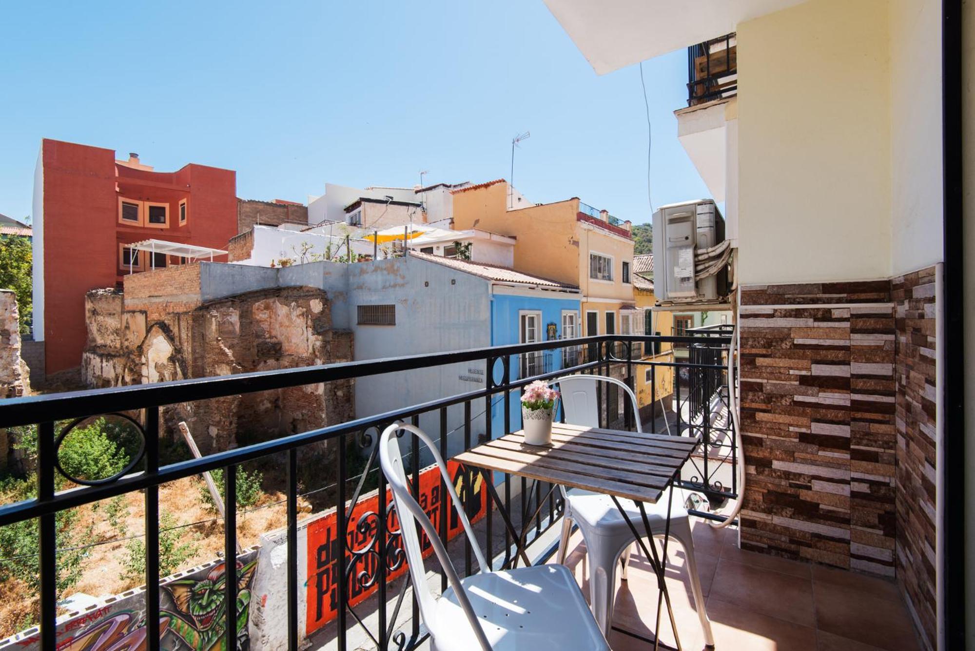 Street Art Fantasy 1 Apartment Malaga Exterior photo
